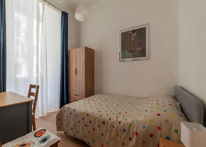 Guesthost - Termini Lovely Flat רומא