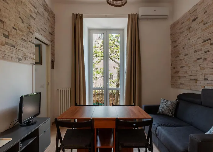 Guesthost - Termini Lovely Flat רומא