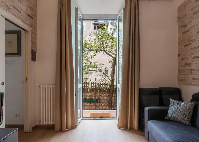 Guesthost - Termini Lovely Flat דירה